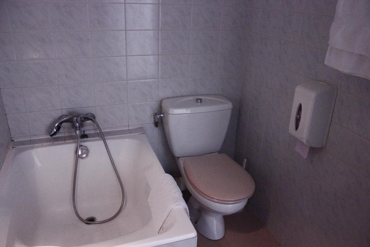 勒布鲁湖度假屋 塞夫里耶 外观 照片